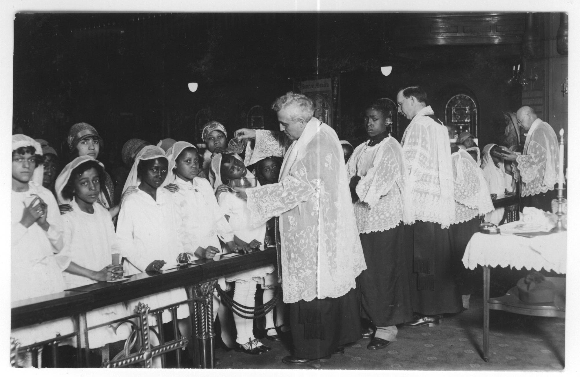 2. Eckert Communion